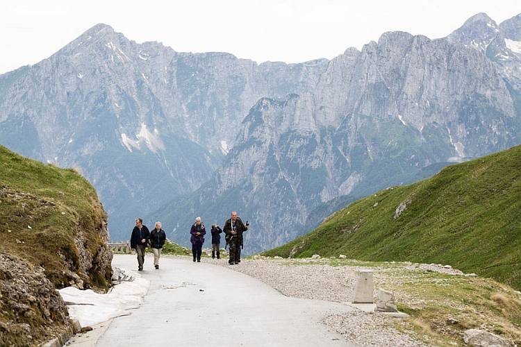 _16C7375 Walking in the mountains.jpg